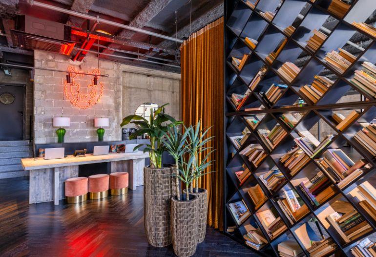 מלון בראון מחנה יהודה