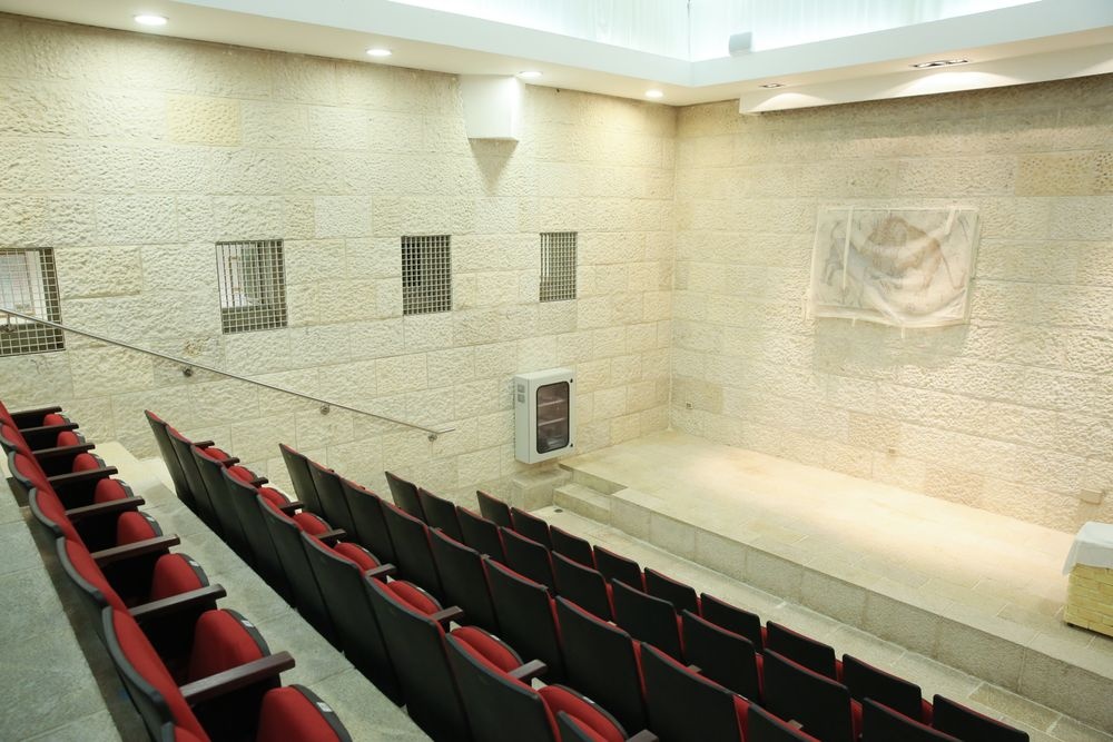 תיאטרון