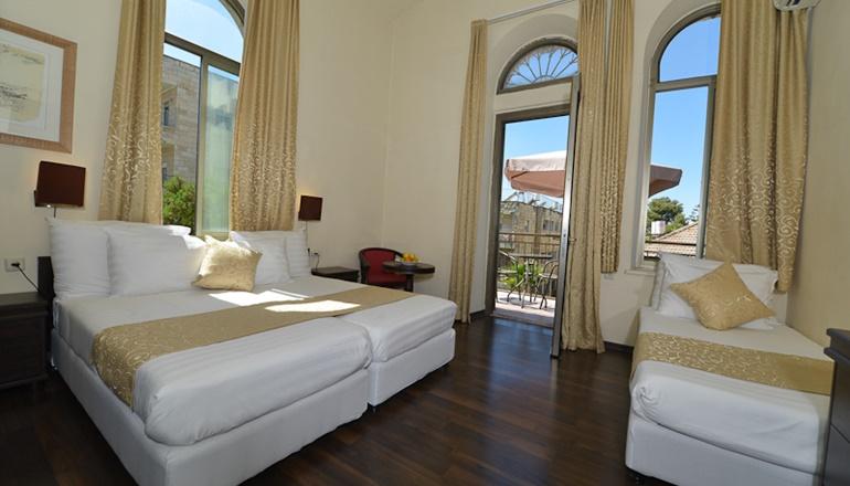 Rooms at the Albi Hotel